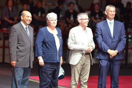Les officiels Les officiels